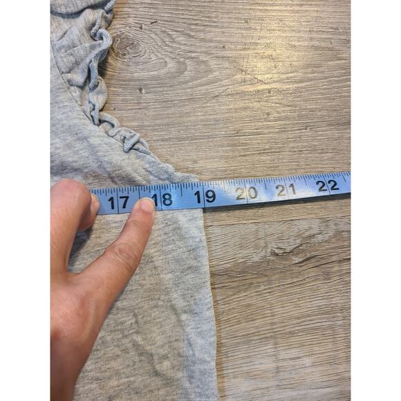 Maurices large women's gray ruffle tank top - Picture 7 of 8